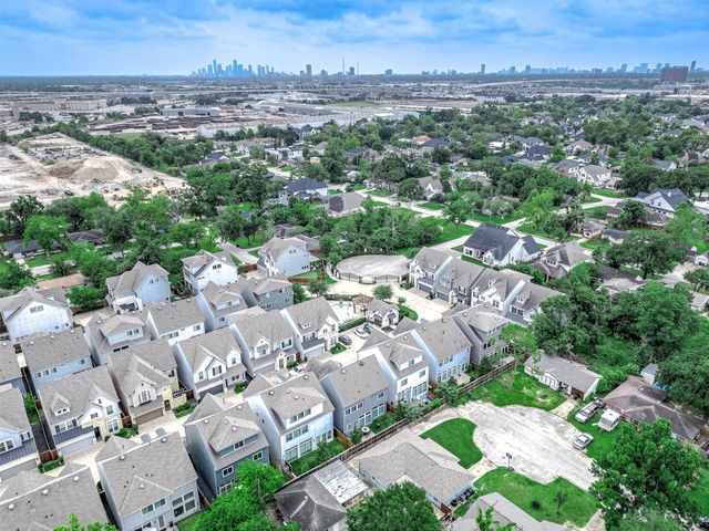 1709 Leilani Drive, Houston, TX 77055