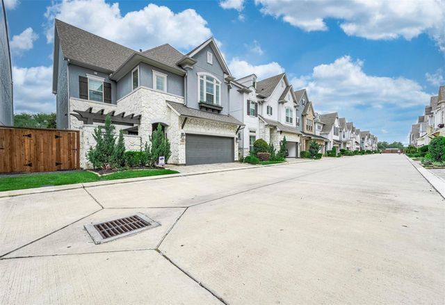 1709 Leilani Drive, Houston, TX 77055