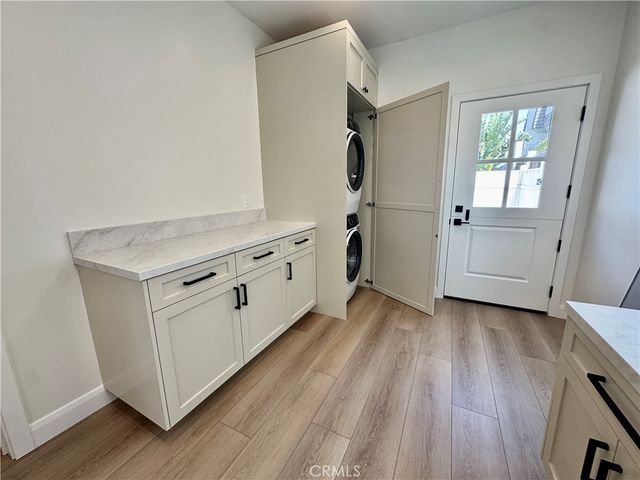 108 S Guadalupe, Redondo Beach, CA 90277