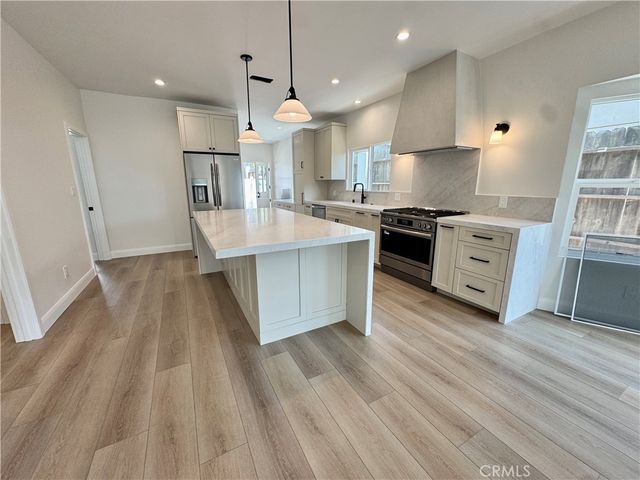 108 S Guadalupe, Redondo Beach, CA 90277