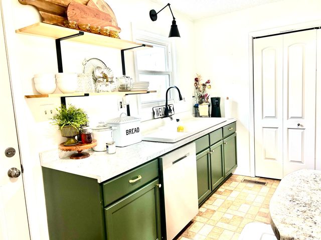 93 BEECH ST, Halls, TN 38040