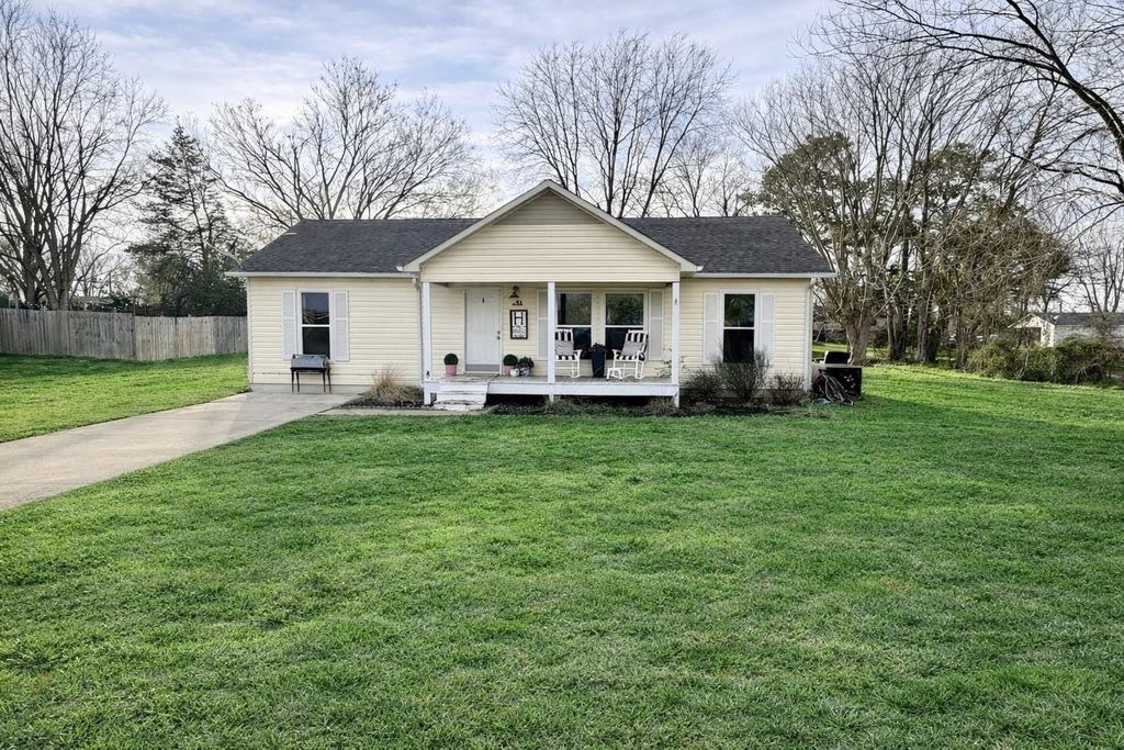 93 BEECH ST, Halls, TN 38040