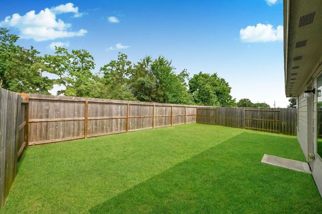 17847 Pemswood Drive, Hockley, TX 77447