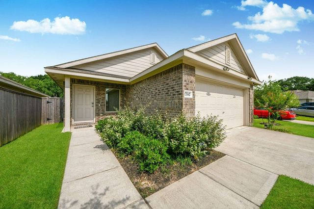 17847 Pemswood Drive, Hockley, TX 77447