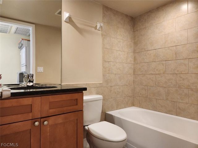 3175 Royalston AVE 105, Fort Myers, FL 33916