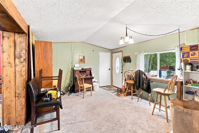 17165 E Plumley Road, Palmer, AK 99645