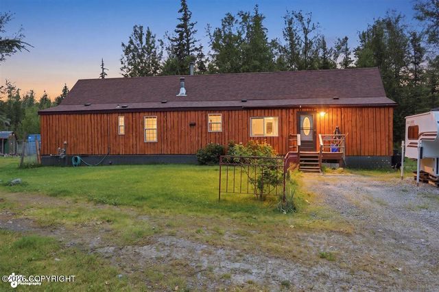 17165 E Plumley Road, Palmer, AK 99645
