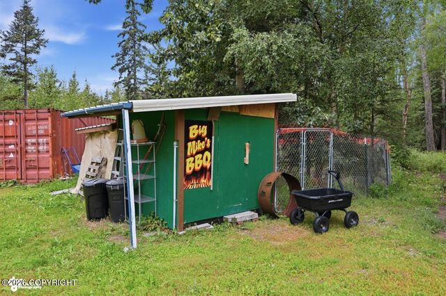 17165 E Plumley Road, Palmer, AK 99645