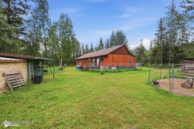 17165 E Plumley Road, Palmer, AK 99645