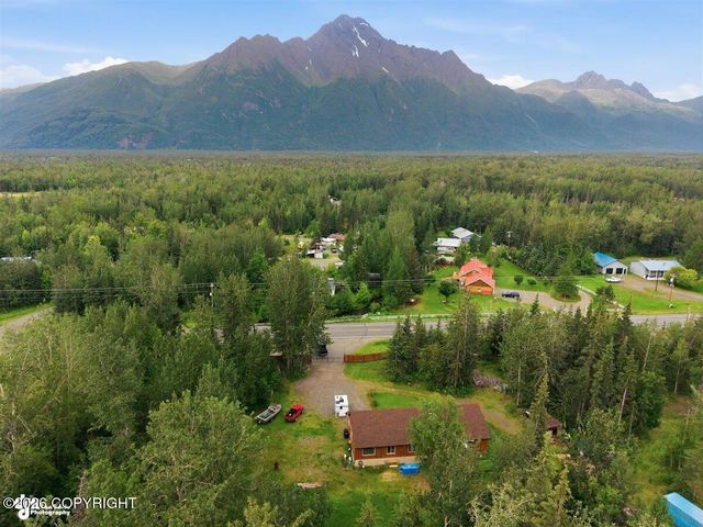 17165 E Plumley Road, Palmer, AK 99645
