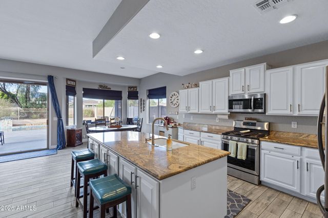 1350 W DEER CREEK Road, Phoenix, AZ 85045