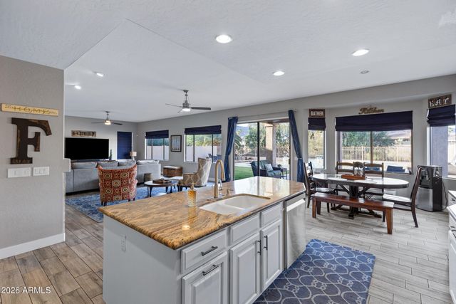 1350 W DEER CREEK Road, Phoenix, AZ 85045