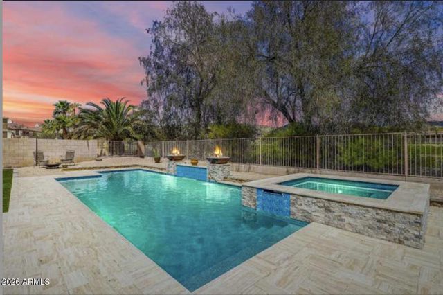1350 W DEER CREEK Road, Phoenix, AZ 85045