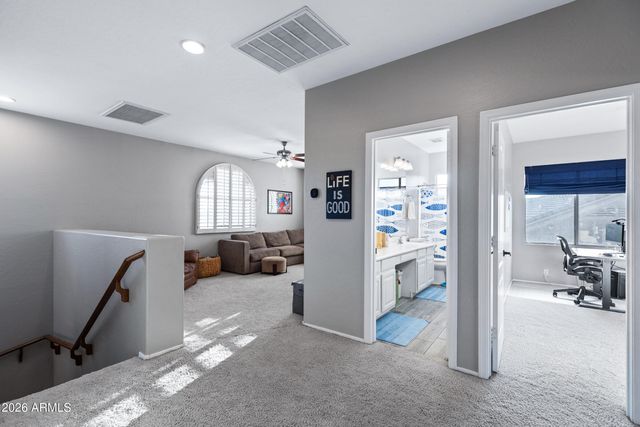 1350 W DEER CREEK Road, Phoenix, AZ 85045