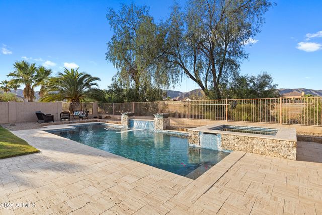 1350 W DEER CREEK Road, Phoenix, AZ 85045