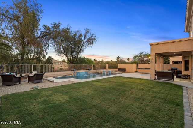 1350 W DEER CREEK Road, Phoenix, AZ 85045