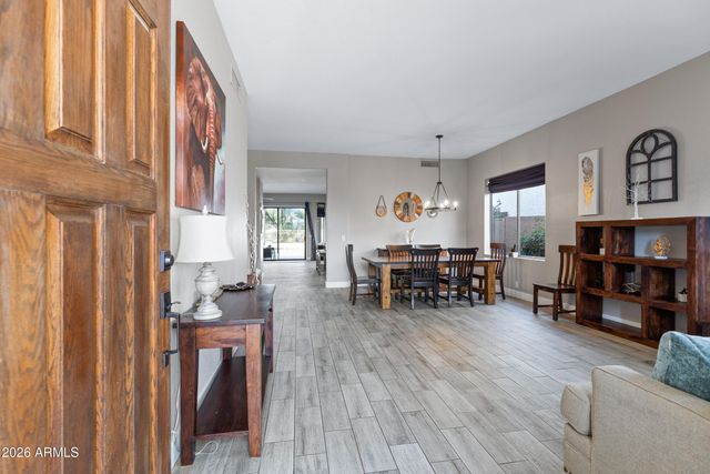 1350 W DEER CREEK Road, Phoenix, AZ 85045