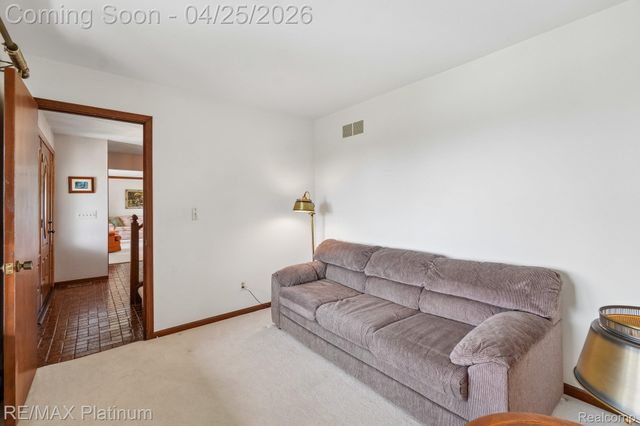 555 Crawford Farm Lane, Milford Charter Township, MI 48380