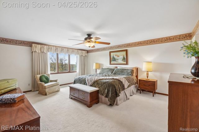 555 Crawford Farm Lane, Milford Charter Township, MI 48380