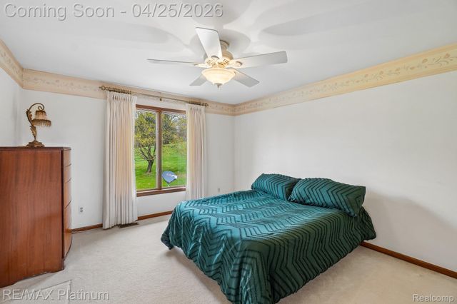 555 Crawford Farm Lane, Milford Charter Township, MI 48380
