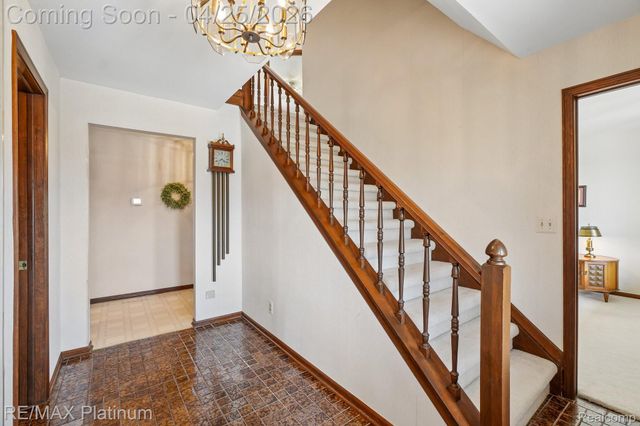 555 Crawford Farm Lane, Milford Charter Township, MI 48380