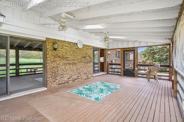 555 Crawford Farm Lane, Milford Charter Township, MI 48380