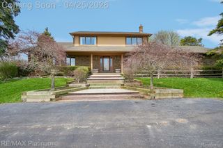 555 Crawford Farm Lane, Milford Charter Township, MI 48380