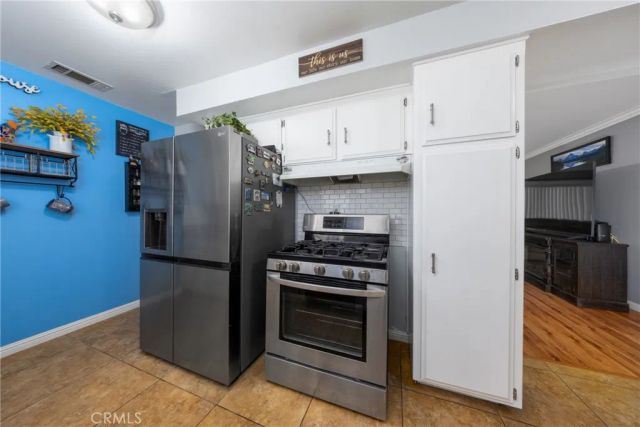 669 W Grovewood, Bloomington, CA 92316