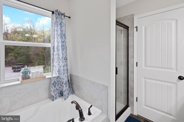 58 GLENNA DR, Delta, PA 17314