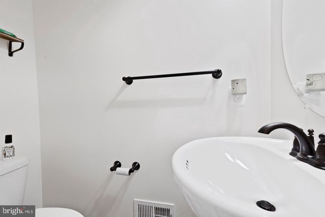 58 GLENNA DR, Delta, PA 17314