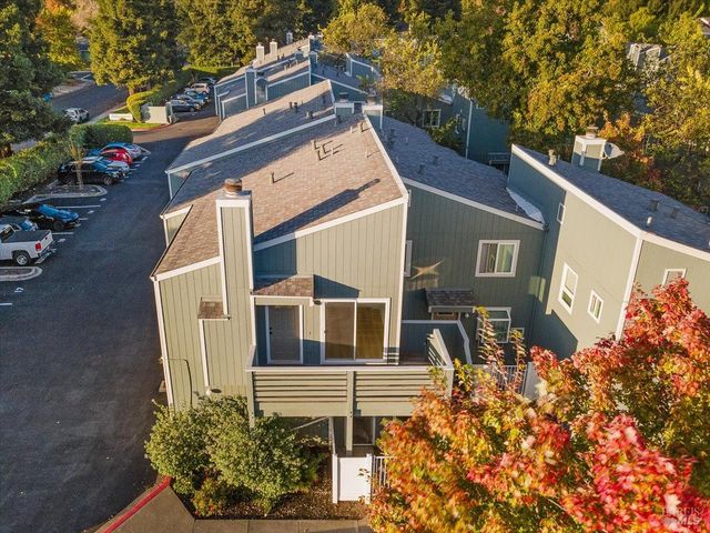 6838 Avenida Cala, Rohnert Park, CA 94928