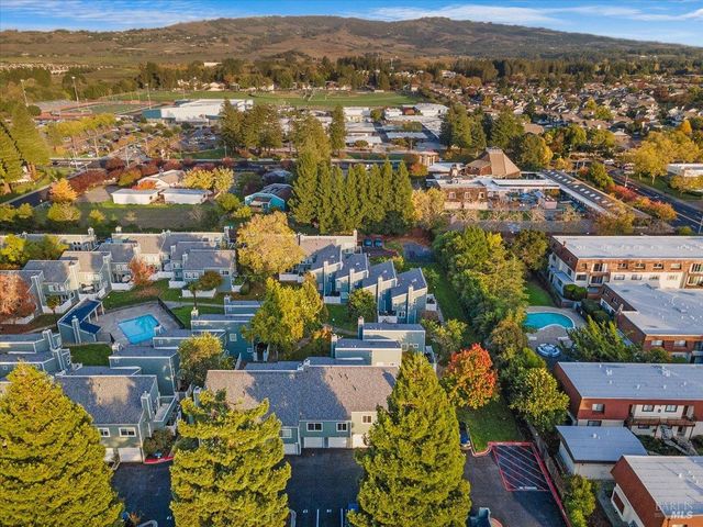 6838 Avenida Cala, Rohnert Park, CA 94928