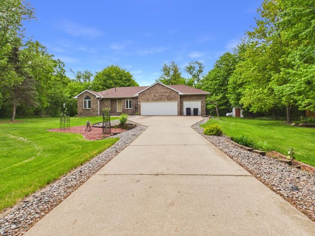2950 241st Avenue NW, Saint Francis, MN 55070