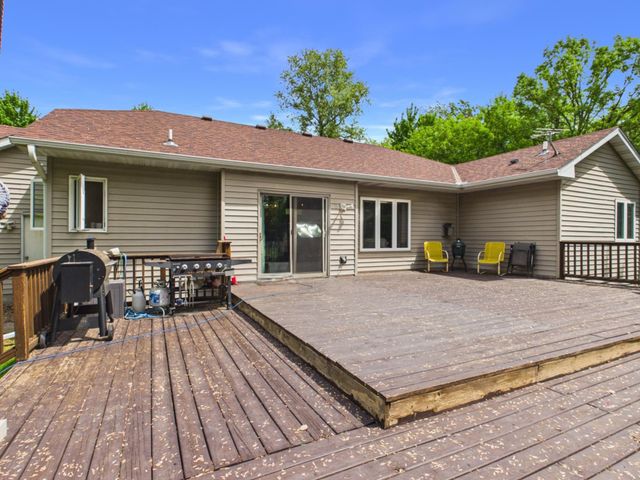 2950 241st Avenue NW, Saint Francis, MN 55070