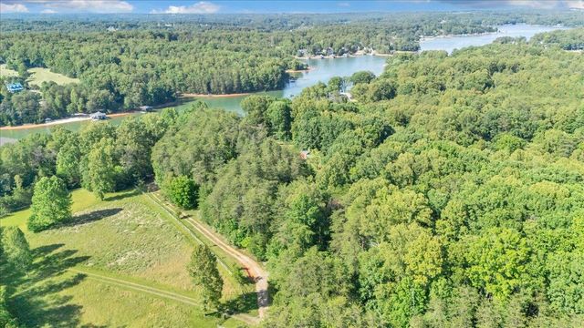 981 Bremble DR, Moneta, VA 24121