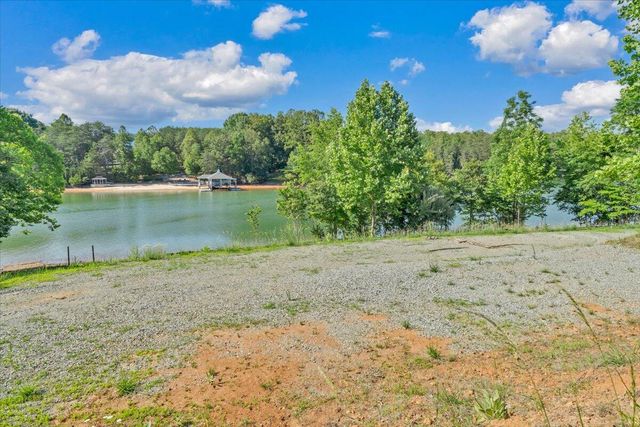 981 Bremble DR, Moneta, VA 24121