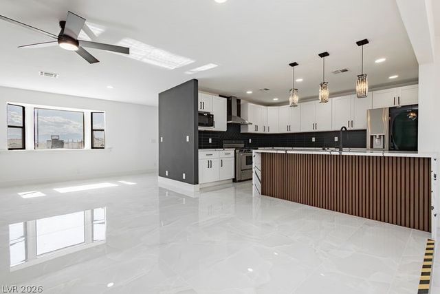 706 North Hollywood Boulevard, Las Vegas, NV 89110
