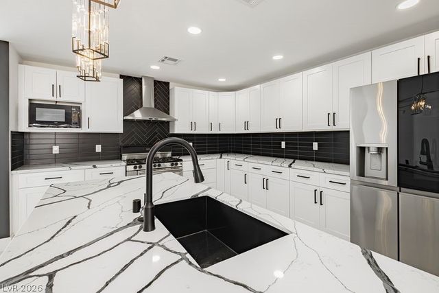 706 North Hollywood Boulevard, Las Vegas, NV 89110