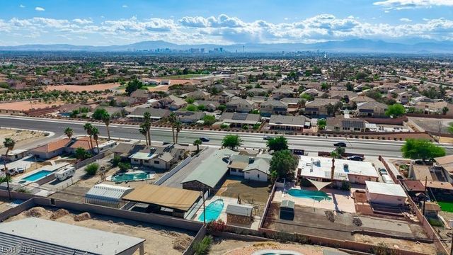706 North Hollywood Boulevard, Las Vegas, NV 89110