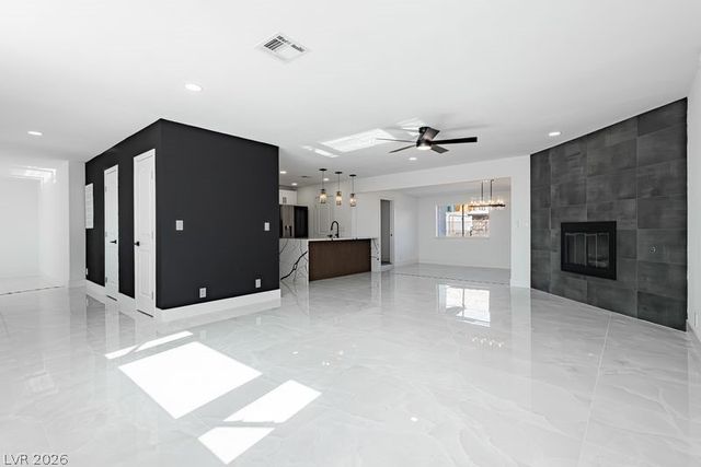 706 North Hollywood Boulevard, Las Vegas, NV 89110