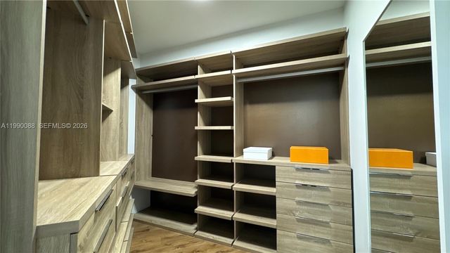 20000 E Country Club Dr 1016, Aventura, FL 33180