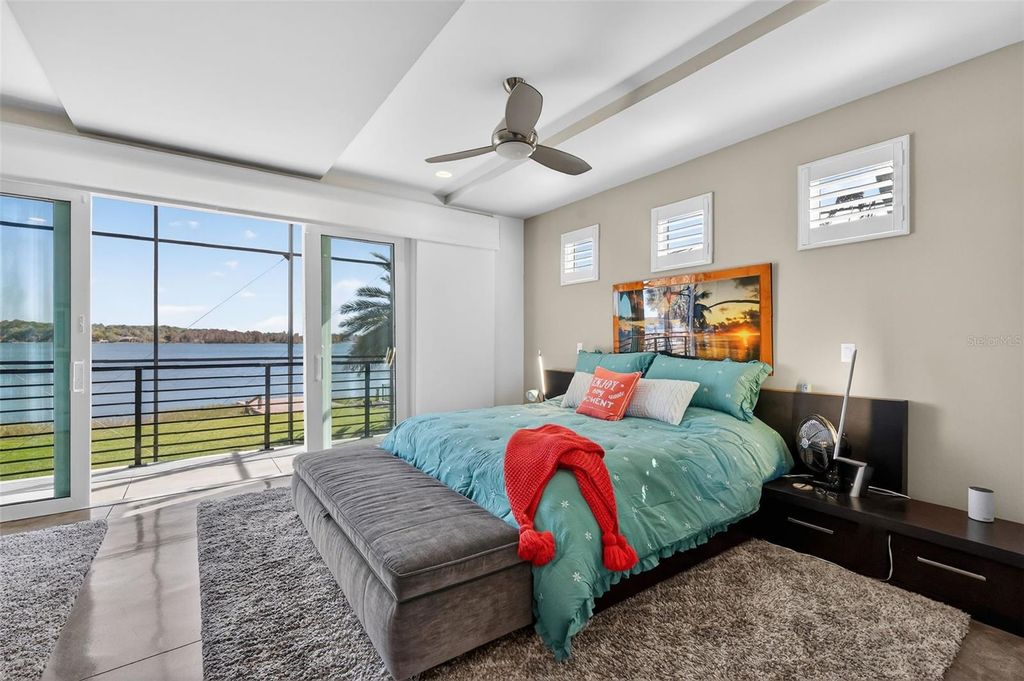 Image 22 of property listing at 1535 SUNSET CIRCLE, Mount Dora, FL 32757