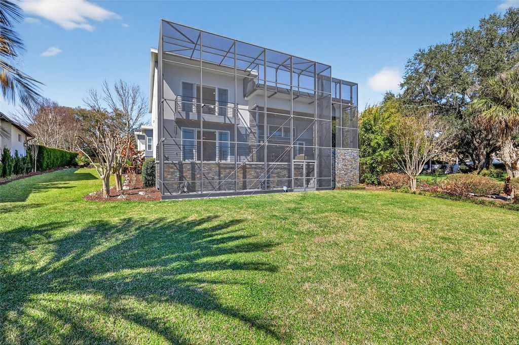 Image 44 of property listing at 1535 SUNSET CIRCLE, Mount Dora, FL 32757