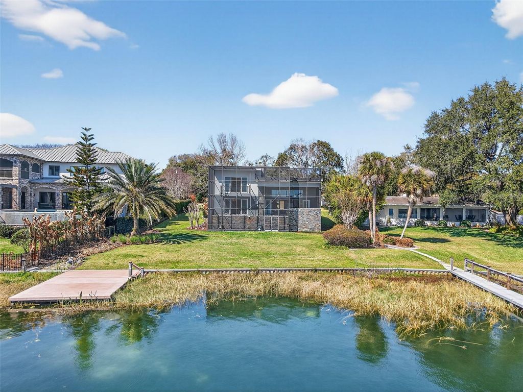 Image 51 of property listing at 1535 SUNSET CIRCLE, Mount Dora, FL 32757