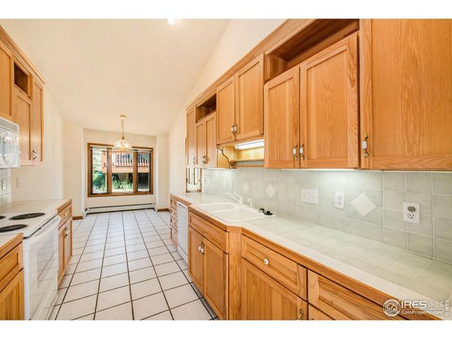 683 Cedar Ridge Cir, Estes Park, CO 80517