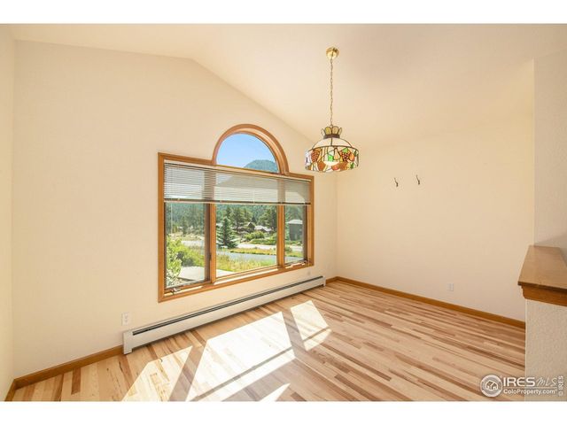 683 Cedar Ridge Cir, Estes Park, CO 80517