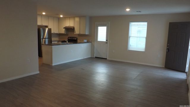 4543 Zoe Pass, San Antonio, TX 78222