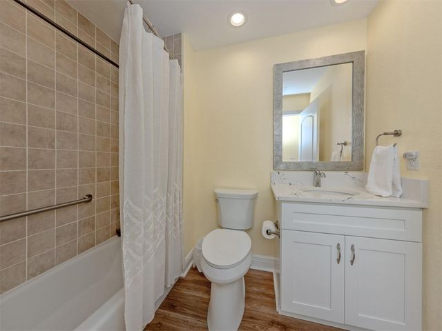 14021 BELLAGIO WAY 404, Osprey, FL 34229