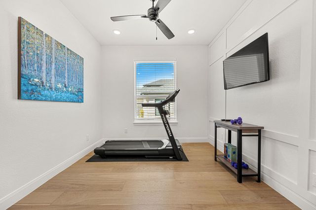 1110 Northcross DR, Salado, TX 76571