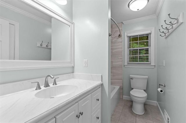 235 Devilla Court, Fayetteville, GA 30214